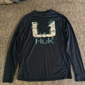 Mens Small Huk Shirt